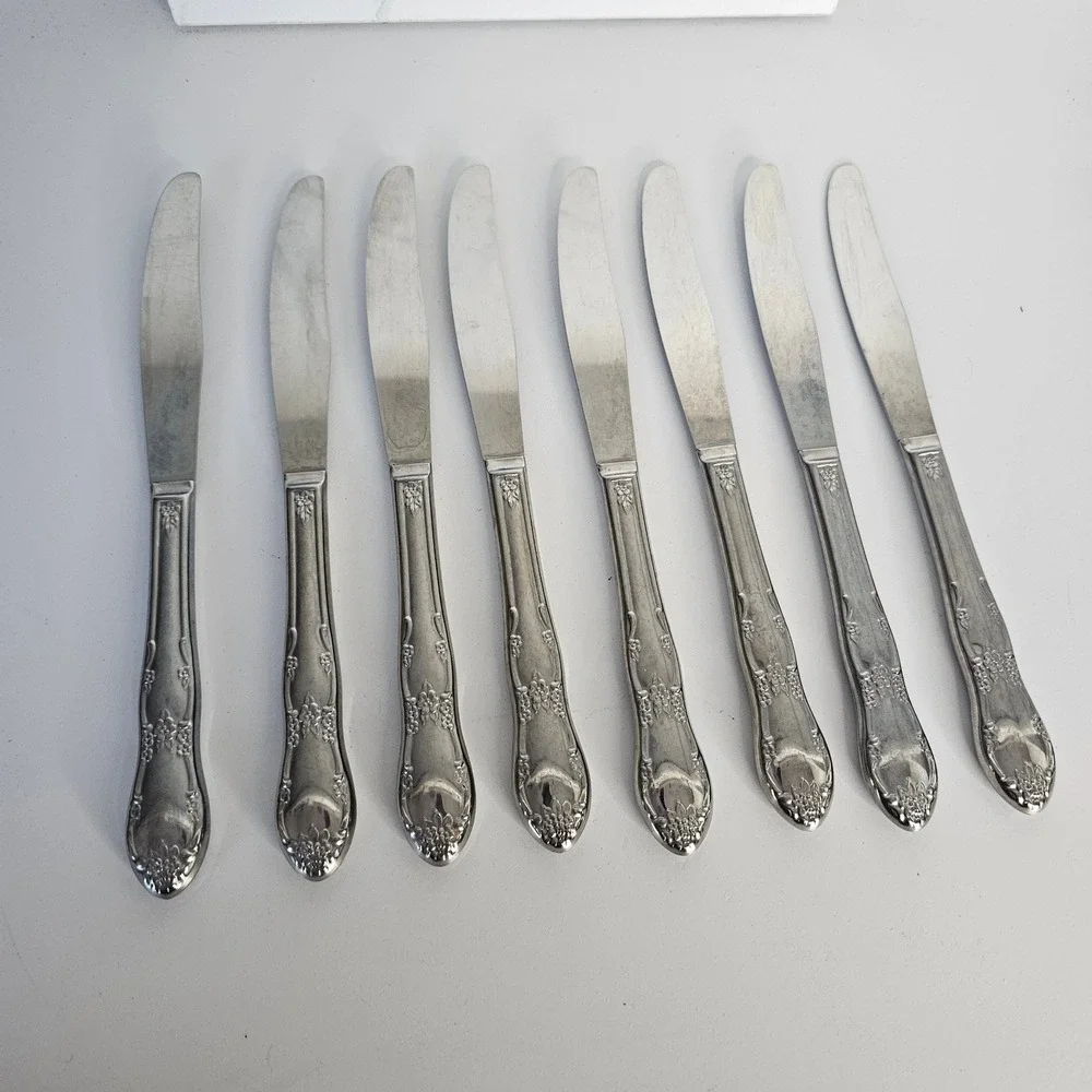Oneida Fenway Daydream Stainless Steel Dinner Knives 9‎ Inch Silverware Set of 8